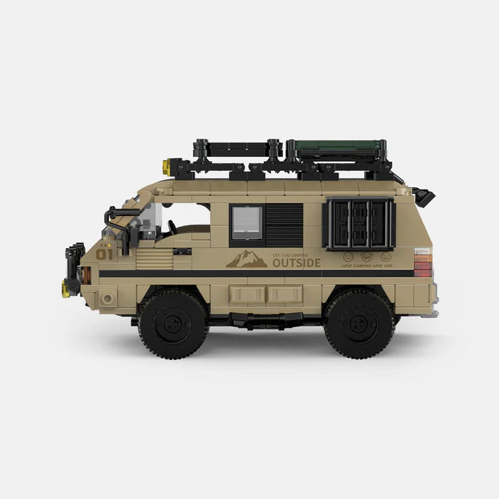 MITSUBISHI DELICA CAMPER WITH DISPLAY CONTAINER brick model kit