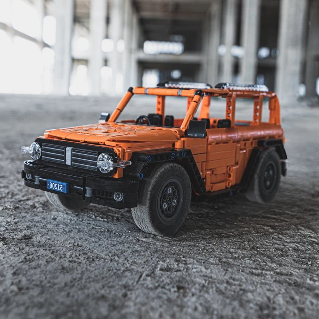 OFF-ROAD TANK SUV motorised brick model kit