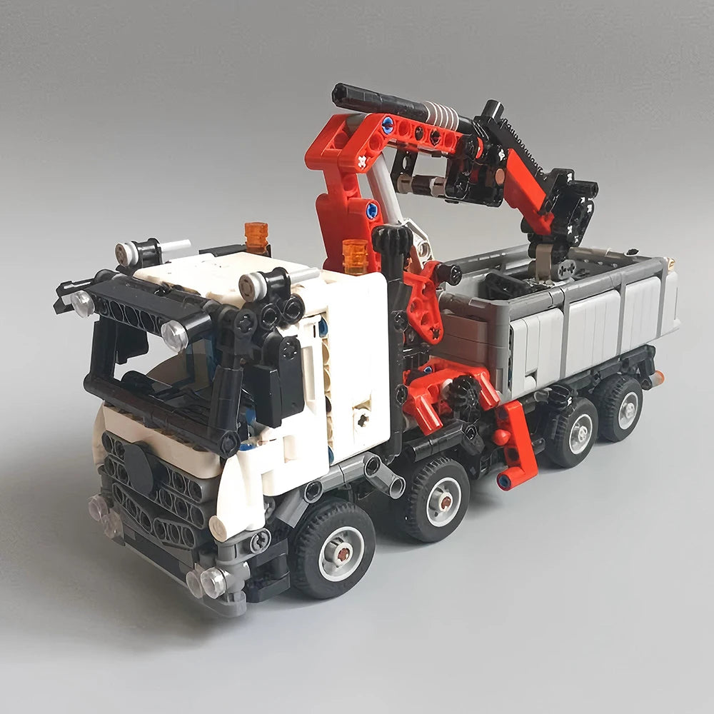 MERCEDES BENZ AROCS brick model kit