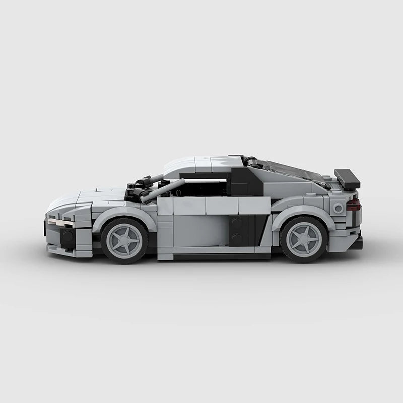 AUDI R8 brick model kit