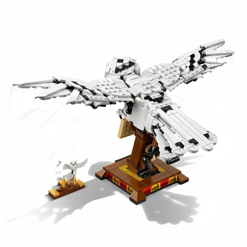 OWL MESSENGER brick model kit