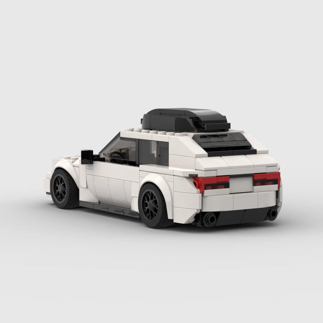 AUDI RS6 AVANT brick model kit